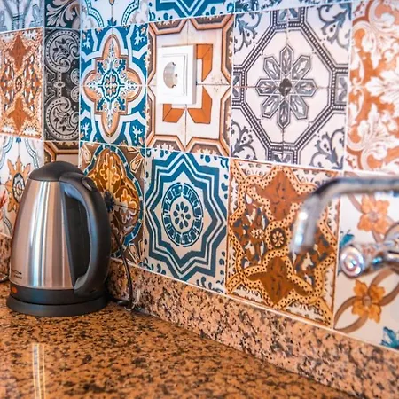 Beetle House Coffee Отель Bahtili